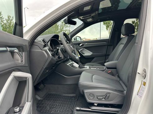 New 2025 Audi Q3 2.0T Premium image 19