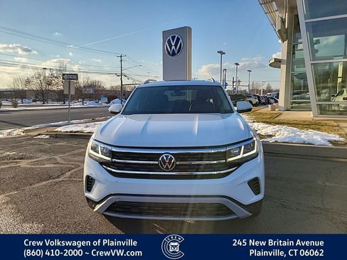 Certified 2022 Volkswagen Atlas SEL image 2