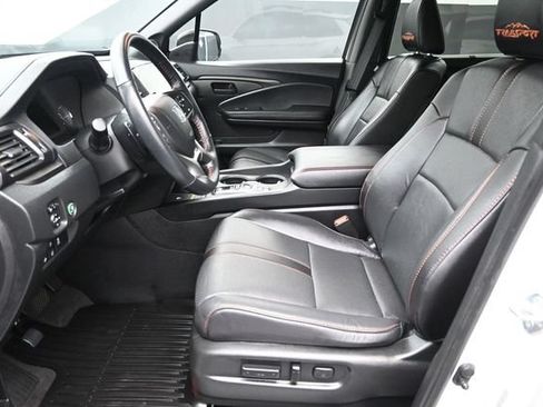 Certified 2024 Honda Passport TrailSport image 21