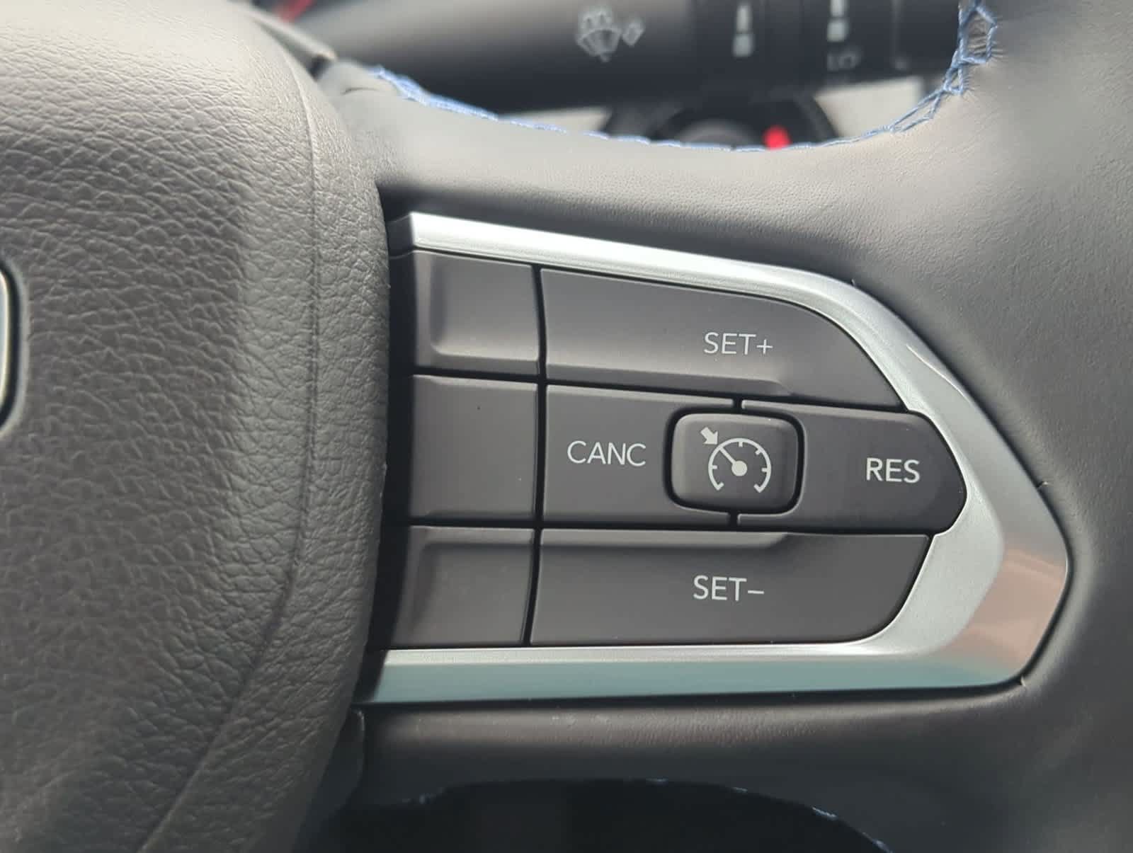 Used 2022 Jeep Compass Latitude w/ Convenience Group AWD/4WD image 23