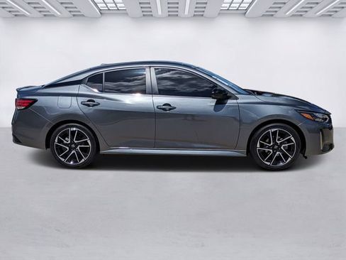 Certified 2025 Nissan Sentra SR w/ SR Premium Package FWD image 3