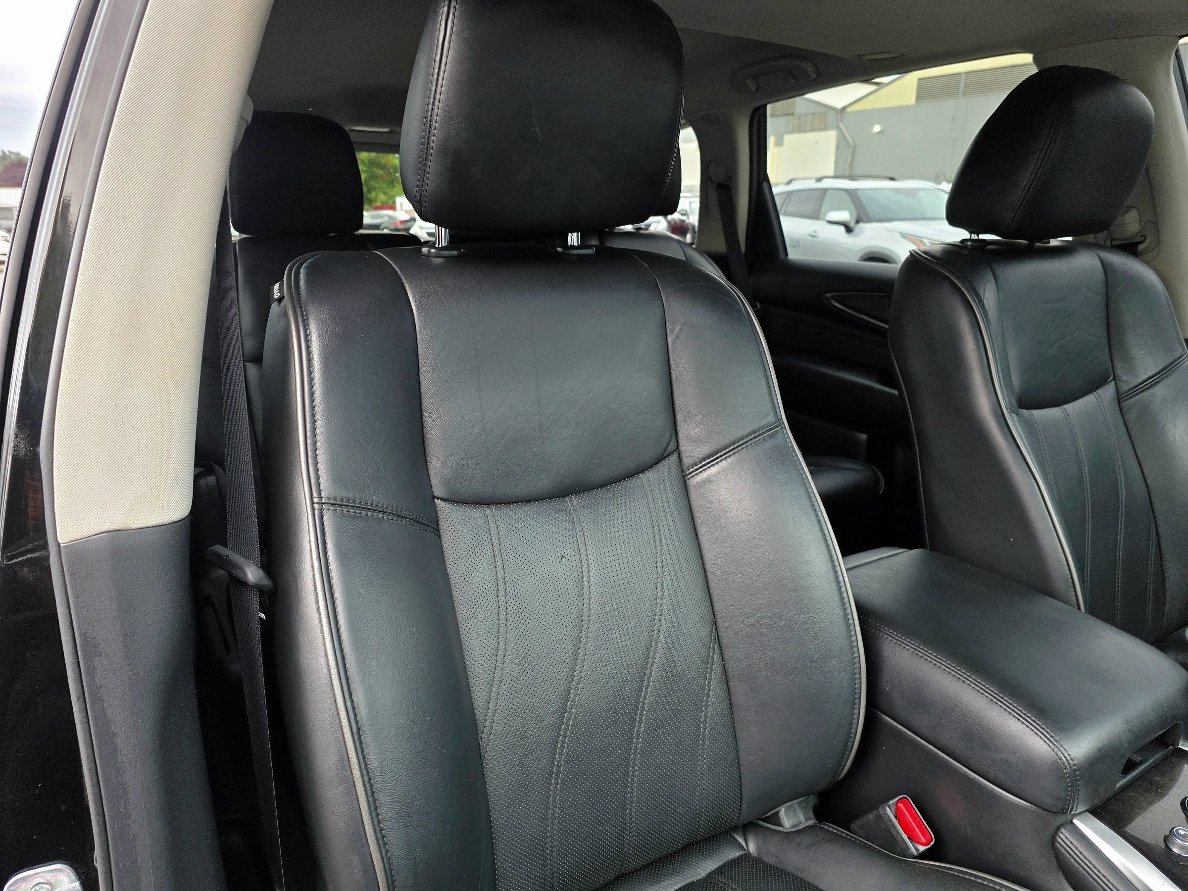 Used 2015 INFINITI QX60 Luxe w/ Premium Plus Package AWD/4WD image 45