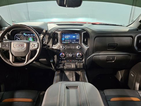 Used 2021 GMC Sierra 1500 AT4 w/ AT4 Premium Package image 10