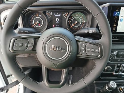 New 2025 Jeep Gladiator Sport image 50