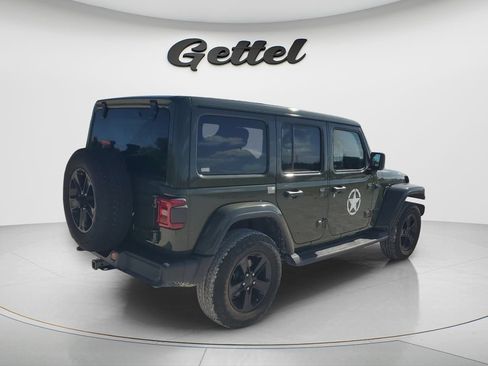 Used 2021 Jeep Wrangler Unlimited Sahara AWD/4WD image 5