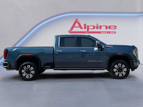 Used 2024 GMC Sierra 2500 Denali w/ Denali Reserve Package AWD/4WD image 6