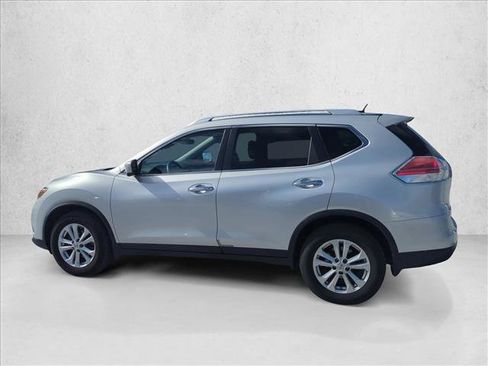 Used 2015 Nissan Rogue SV w/ SV Premium Package image 8