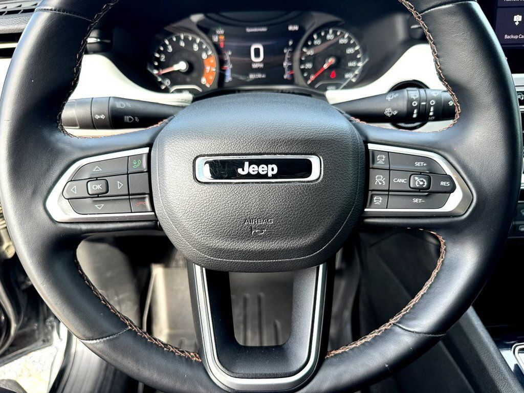 Used 2022 Jeep Compass Limited AWD/4WD image 13