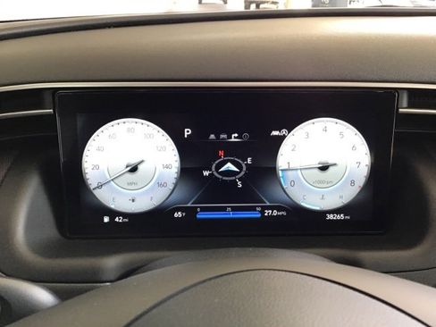 Used 2022 Hyundai Tucson Limited image 21