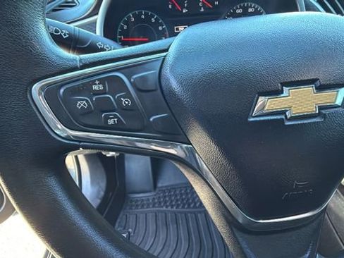 Used 2017 Chevrolet Malibu LS w/ LPO, Convenience Package 2 image 19