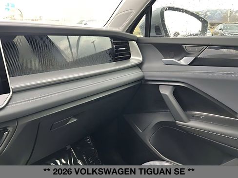 New 2026 Volkswagen Tiguan SE image 30