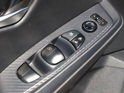 Used 2024 Nissan Sentra SV FWD image 16