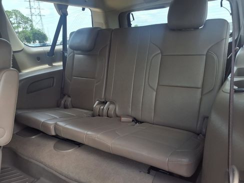 Used 2020 Chevrolet Suburban Premier w/ Max Trailering Package AWD/4WD image 14
