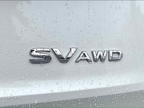 Used 2023 Nissan Rogue SV AWD/4WD image 23