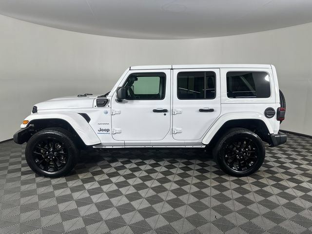 Used 2024 Jeep Wrangler Unlimited Sahara AWD/4WD image 28