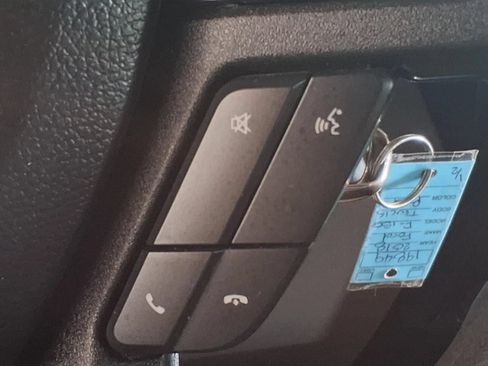 Used 2018 Ford F150 XL w/ Equipment Group 101A Mid AWD/4WD image 26