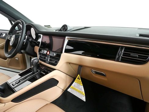 New 2026 Porsche Macan S image 26