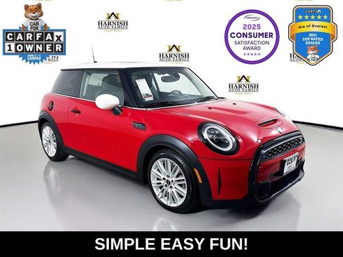 Used 2023 MINI Cooper S FWD image 1