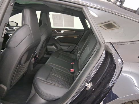 Used 2024 Audi RS 7 Performance w/ Bronze Edition image 13