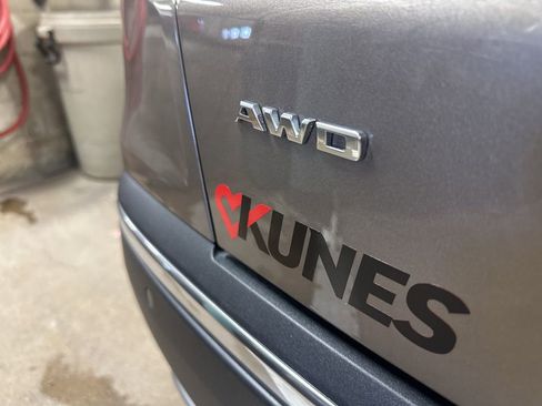 Used 2023 Cadillac XT5 Premium Luxury w/ Platinum Package image 12