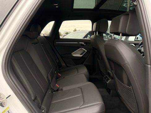Used 2023 Audi Q3 2.0T Premium Plus image 17