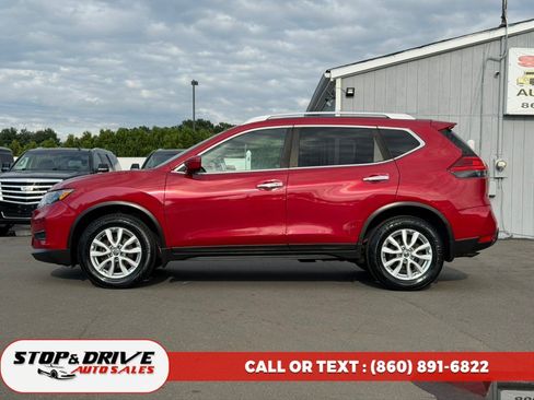 Used 2017 Nissan Rogue SV AWD/4WD image 8