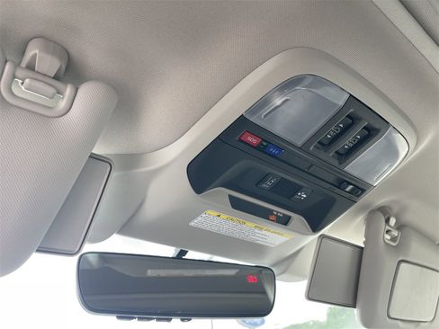 Used 2021 Subaru Crosstrek 2.5i Limited w/ Moonroof Package 2 image 28