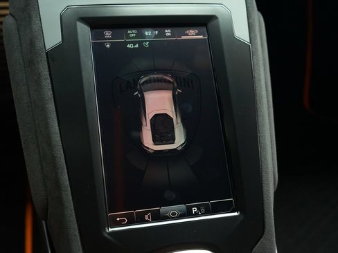 Used 2023 Lamborghini Huracan Tecnica RWD image 17