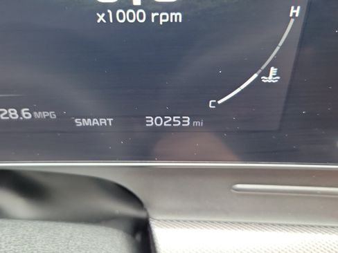 Certified 2024 Kia Sportage SX FWD image 28
