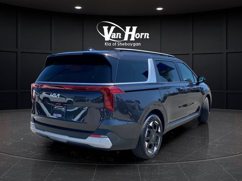 New 2026 Kia Carnival EX FWD image 7