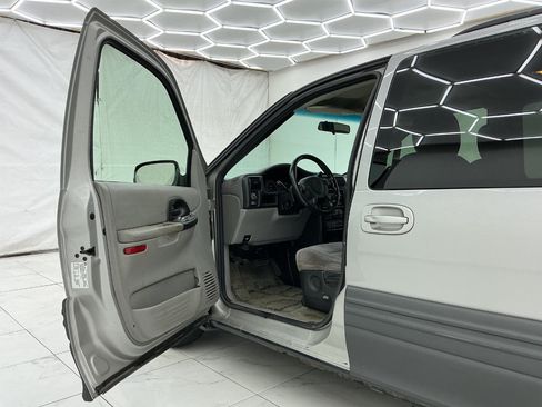 Used 2005 Pontiac Montana Extended w/ Convenience Package #1 FWD image 11