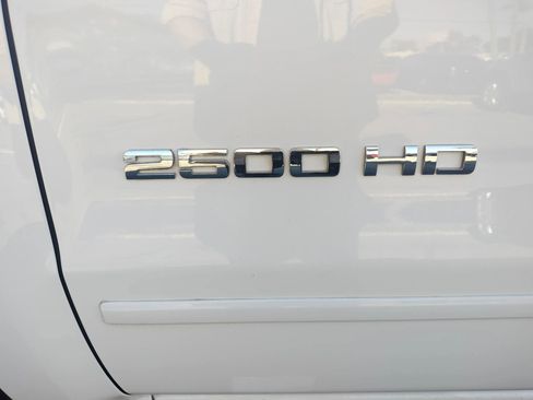 Used 2015 Chevrolet Silverado 2500 LT w/ LT Fleet Convenience Package image 10