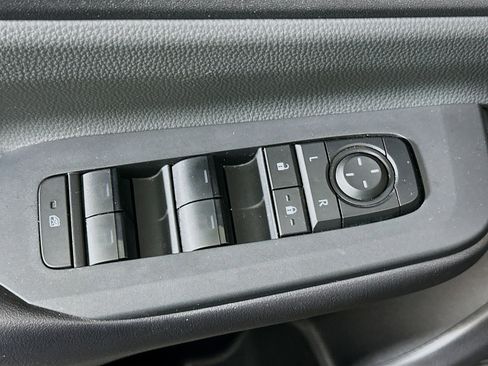 Used 2024 Toyota Prius LE image 15