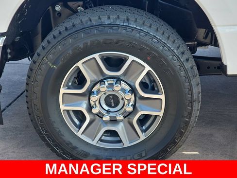New 2026 Ford F250 Platinum AWD/4WD image 36