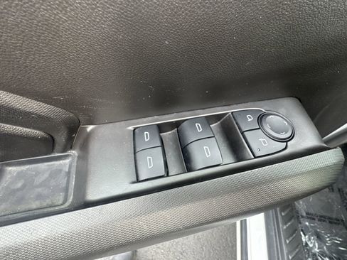 Used 2024 Chevrolet Colorado W/T image 13