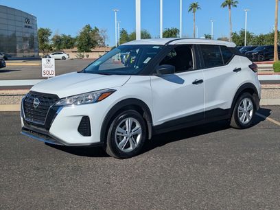 Certified 2025 Nissan Kicks Play S