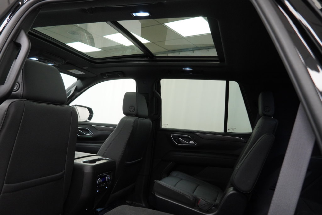 Used 2024 Chevrolet Tahoe LT w/ LT Signature Plus Package AWD/4WD image 5