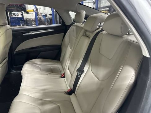 Used 2016 Ford Fusion Titanium FWD image 30