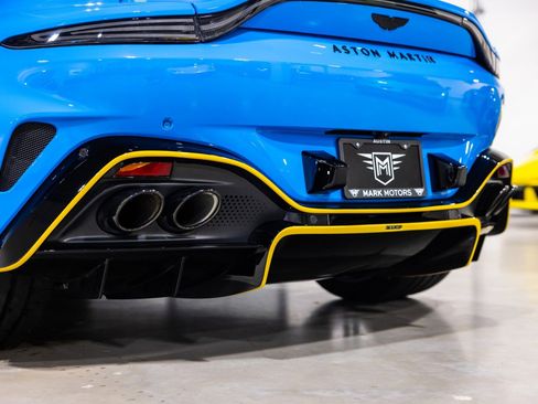Used 2025 Aston Martin V8 Vantage Coupe image 15