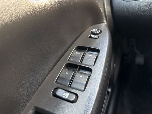 Used 2014 Chevrolet Impala LT w/ LT Sunroof Package image 23