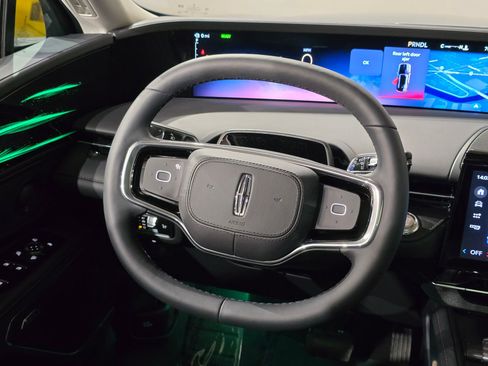 New 2026 Lincoln Nautilus Premier w/ Equipment Group 102A image 20