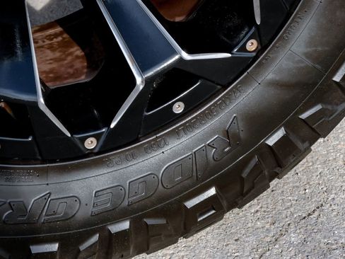 Used 2017 Ford F250 Platinum w/ Platinum Ultimate Package image 66