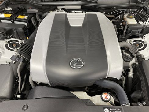 Used 2018 Lexus IS 300 F Sport image 15