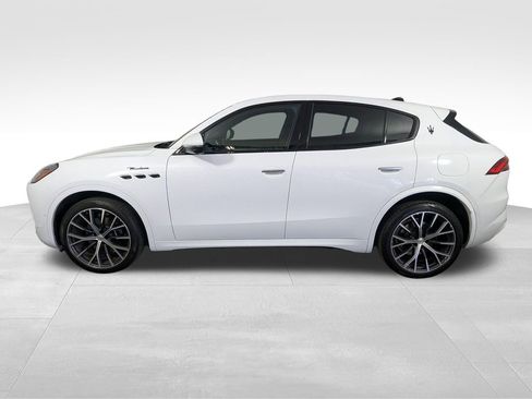 Used 2023 Maserati Grecale Modena AWD/4WD image 20