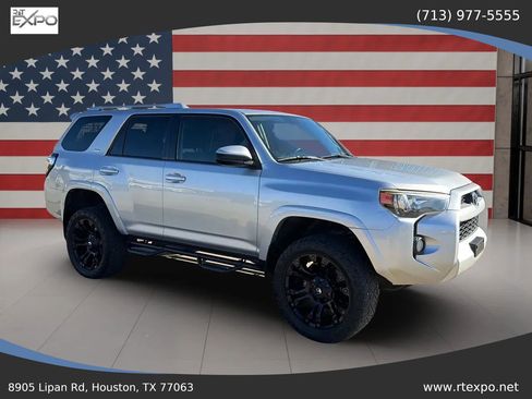 Used 2016 Toyota 4Runner Limited image 2