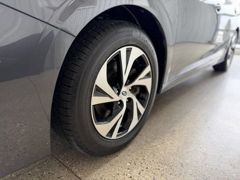 Used 2024 Subaru Legacy Premium image 3