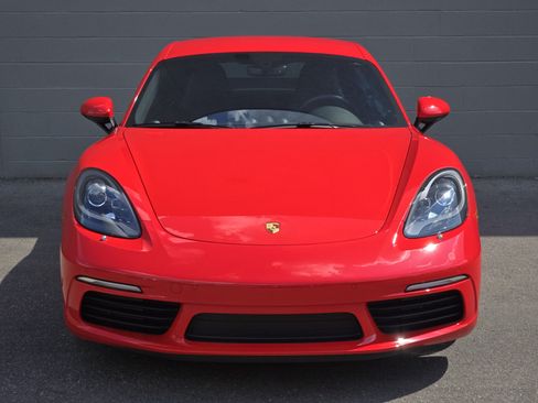 Certified 2024 Porsche 718 Cayman S RWD image 12