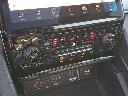 Used 2024 Jeep Grand Cherokee Limited 4xe image 19