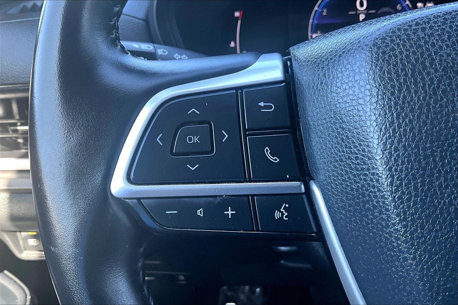 Used 2025 Toyota Grand Highlander FWD image 17