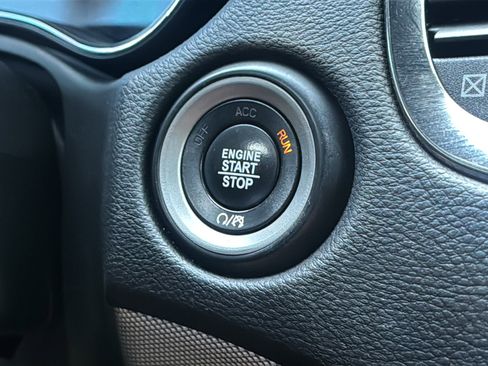 Used 2019 Dodge Durango GT image 32